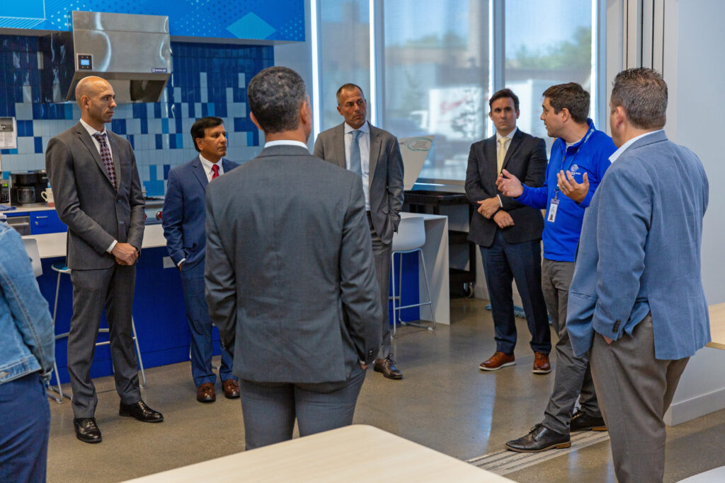 Sargent & Lundy executives meet with representatives of the Boys & Girls Clubs of Chicago.