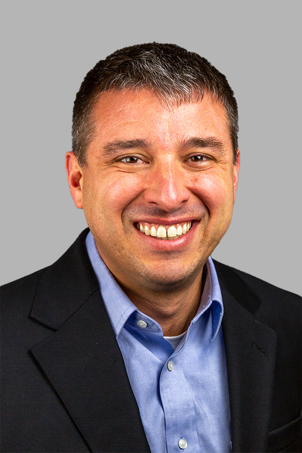 Kevin Lauzze headshot