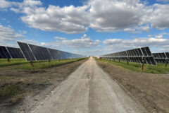 Sargent & Lundy joined Earthrise Energy for the powering up of its Archtop Solar project in Gibson City, Illinois.